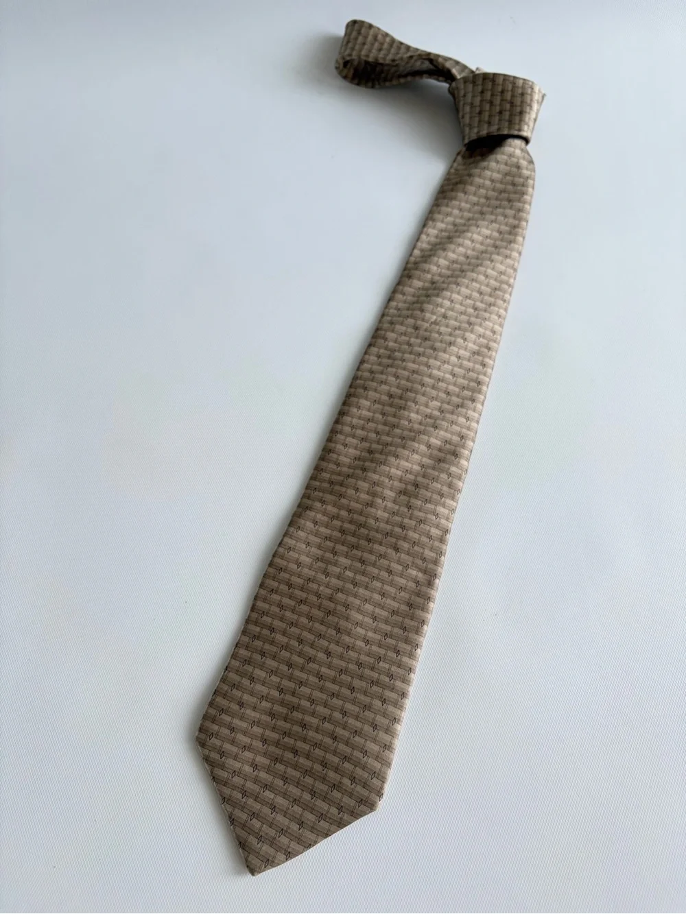 Arrow men’s beige